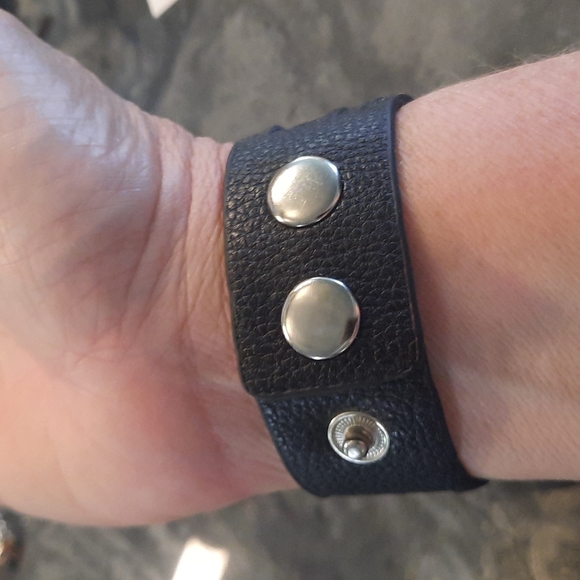 Leather beaded bracelet - Picture 4 of 4